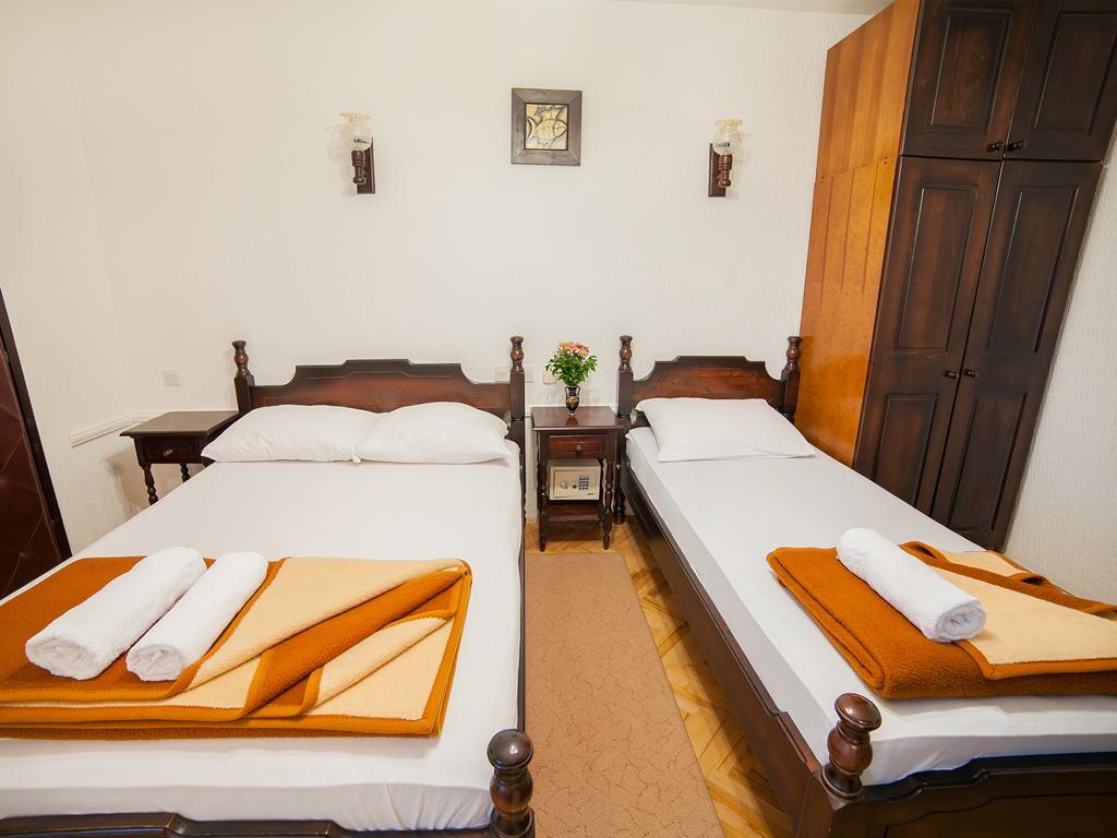 Guest House 4M Petrovac Rum bild