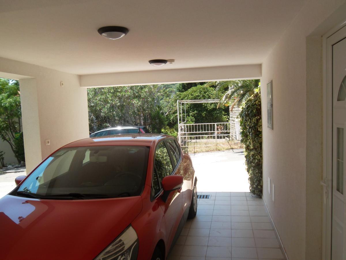 Guest House 4M Petrovac Exteriör bild